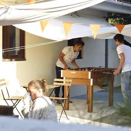 Oporto Surf Camp Hostal